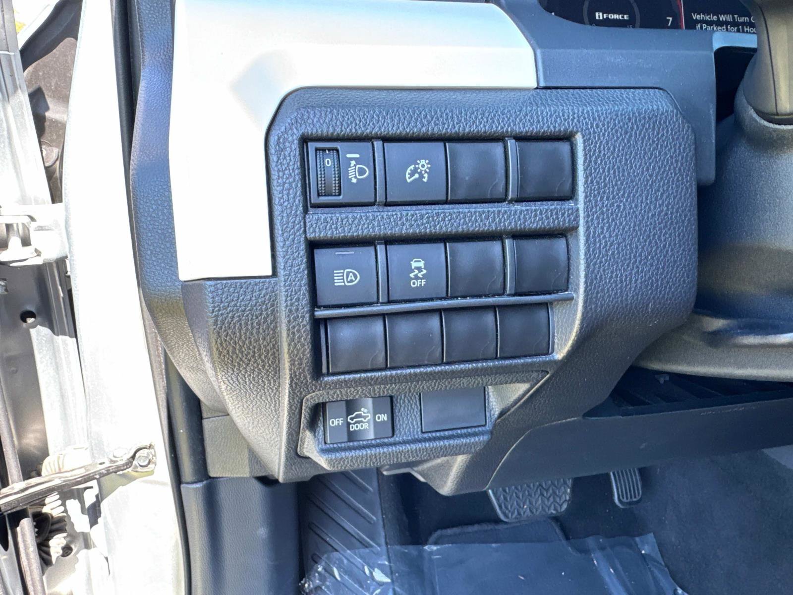 Used 2024 Toyota Tacoma TRD Off-Road image 32
