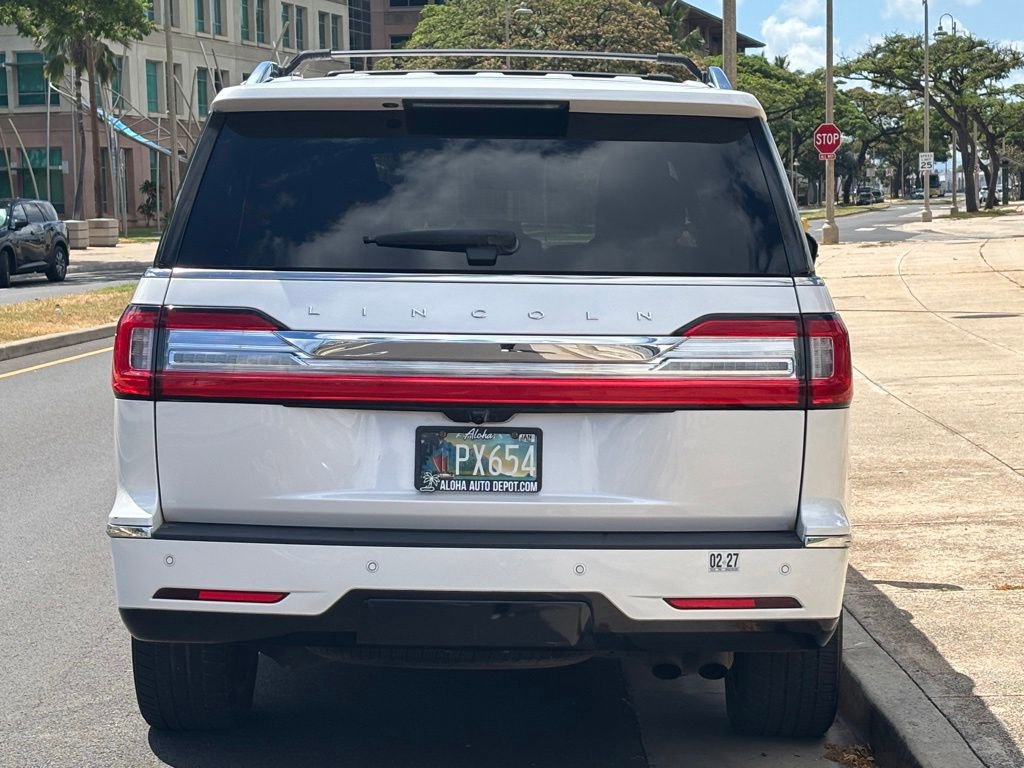 Used 2019 Lincoln Navigator Reserve w/ Cargo Package AWD/4WD image 4