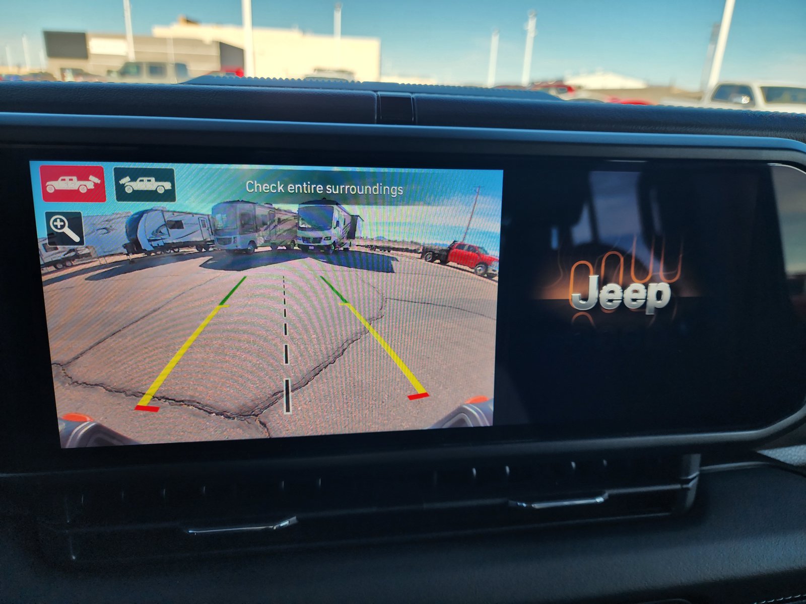 Used 2025 Jeep Gladiator Mojave AWD/4WD image 30