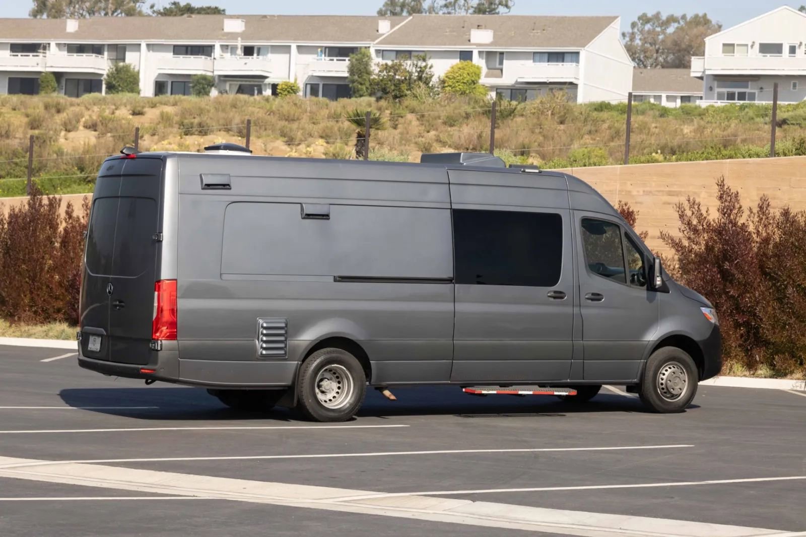 Used 2021 Mercedes-Benz Sprinter 4500 w/ Parking Package image 13