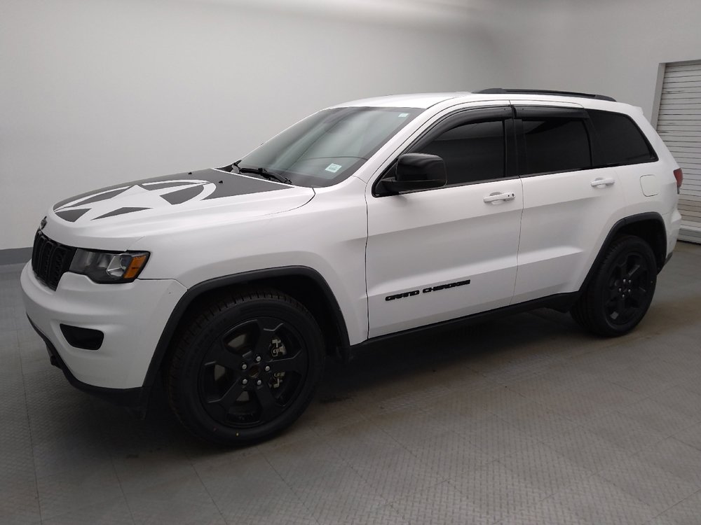 Used 2021 Jeep Grand Cherokee Freedom Edition RWD image 2