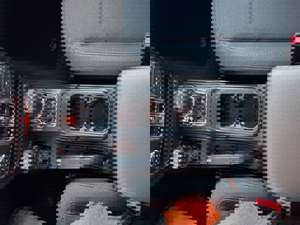 New 2026 Jeep Gladiator Sport image 32