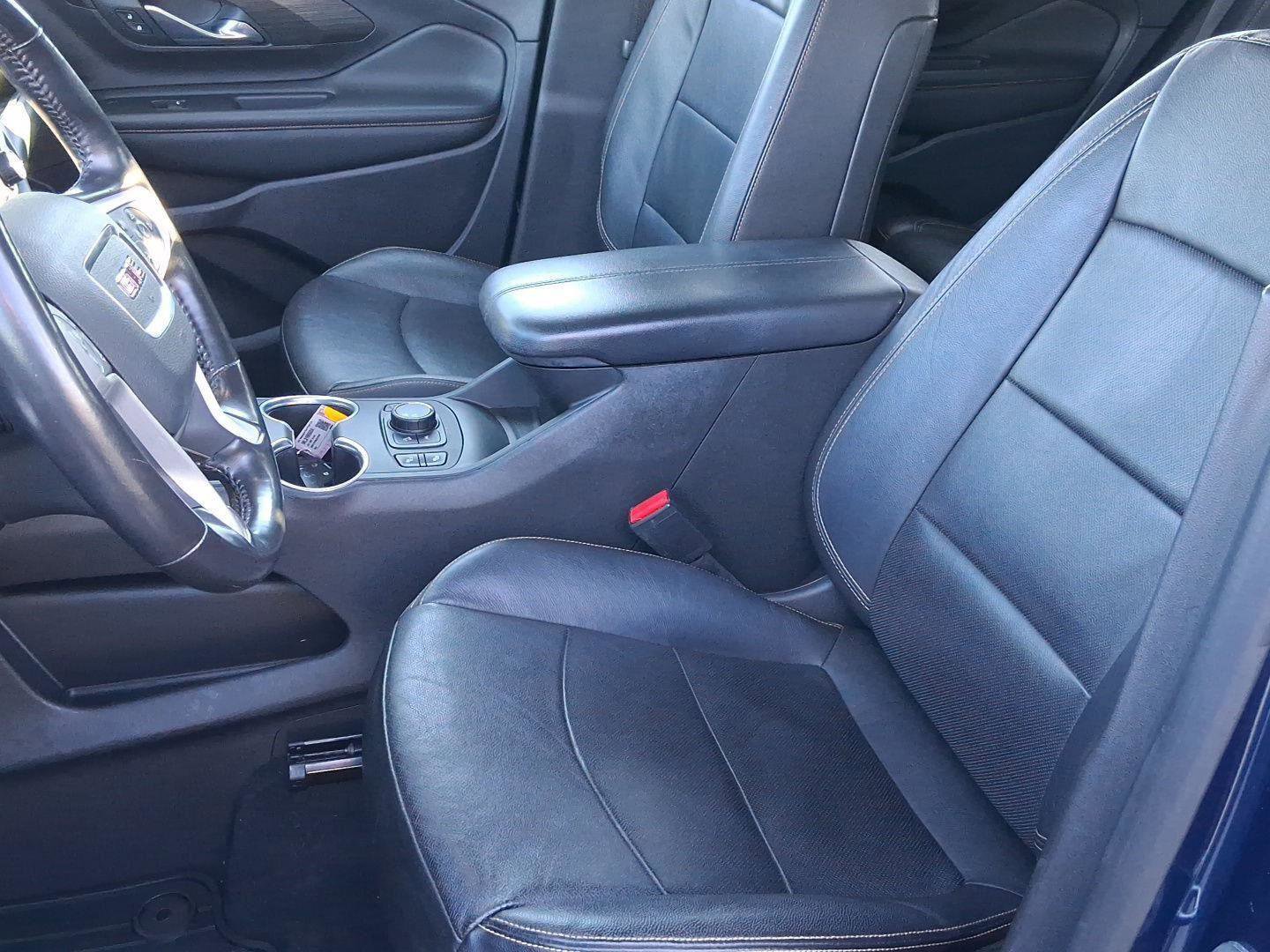 Used 2021 GMC Terrain SLT image 12