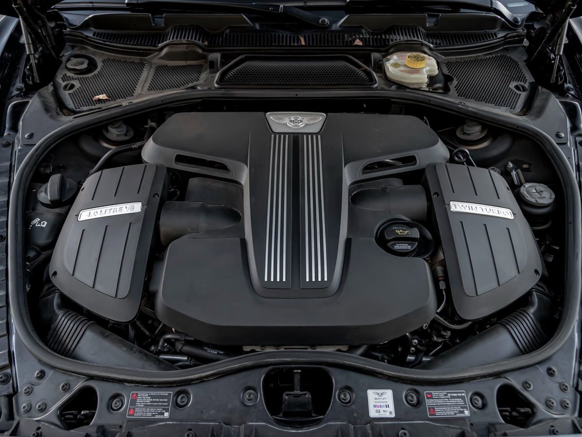 Used 2016 Bentley Continental GT image 33