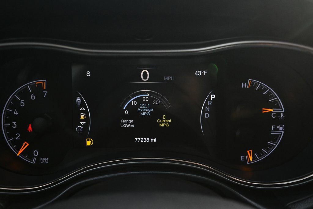 Used 2021 Jeep Grand Cherokee High Altitude image 38