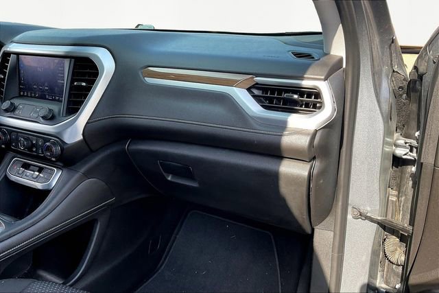 Used 2021 GMC Acadia SLE w/ Driver Convenience Package image 19
