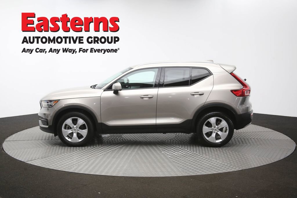Used 2022 Volvo XC40 T4 Momentum FWD image 61