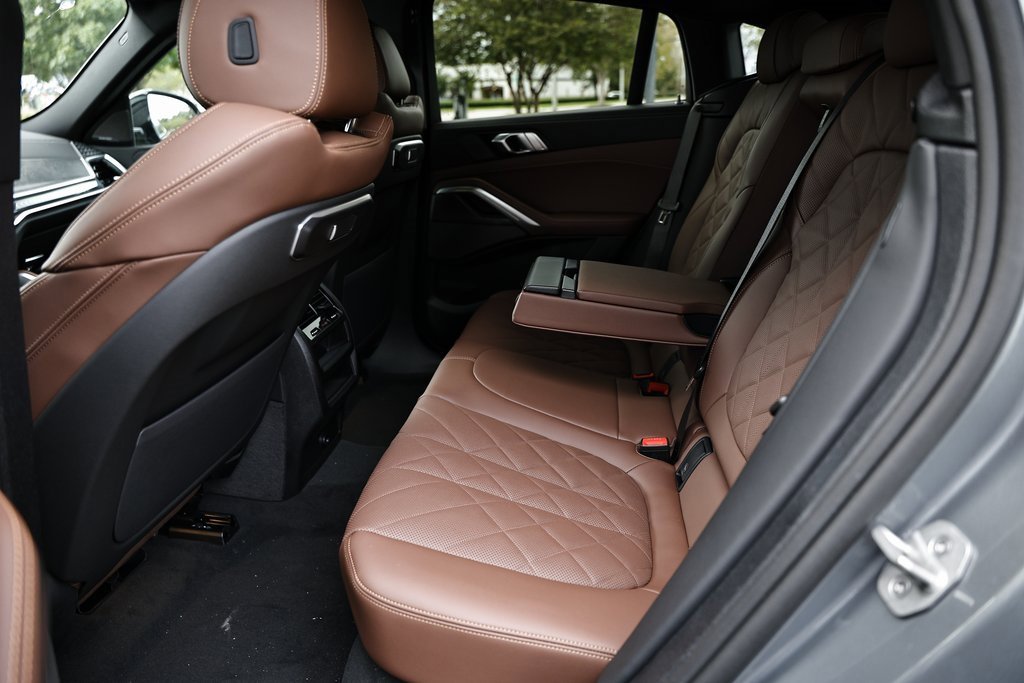 New 2026 BMW X6 xDrive40i w/ Premium Package image 26