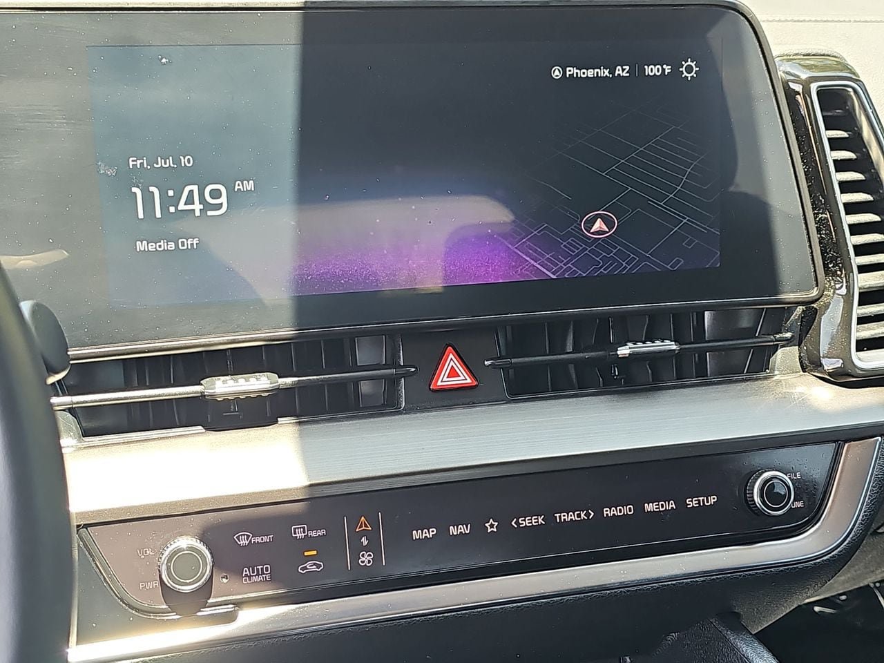 Used 2025 Kia Sportage EX FWD image 19