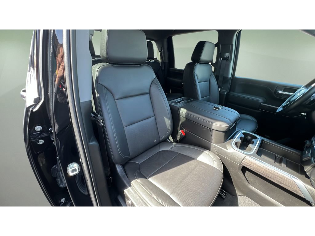 Certified 2023 Chevrolet Silverado 3500 LTZ w/ LTZ Plus Package image 32