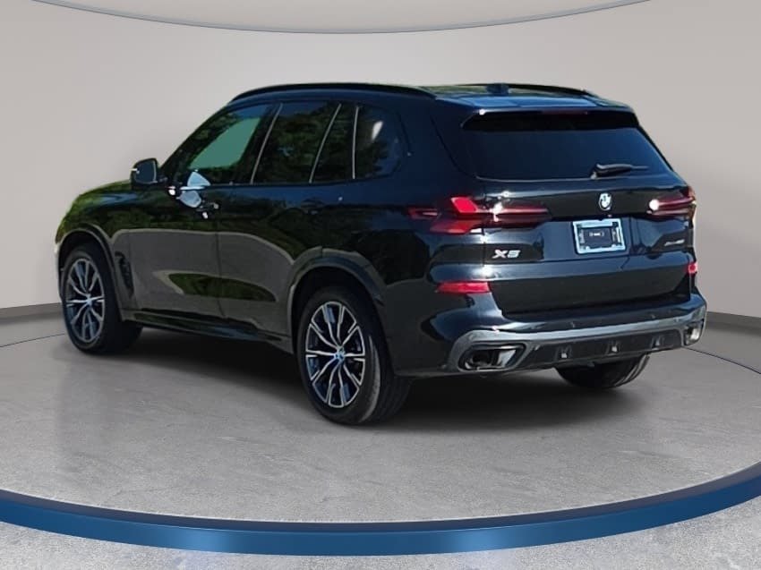 Used 2025 BMW X5 xDrive40i w/ M Sport Package AWD/4WD image 7