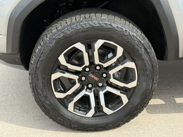 New 2026 GMC Canyon AT4 w/ Technology Plus Package image 10