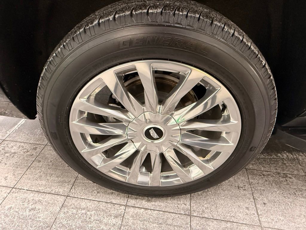 Used 2023 Cadillac Escalade Premium Luxury image 53