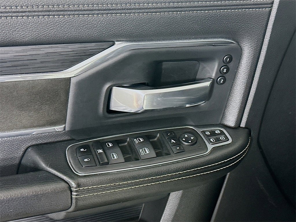 Used 2023 RAM 3500 Laramie w/ Night Edition image 24