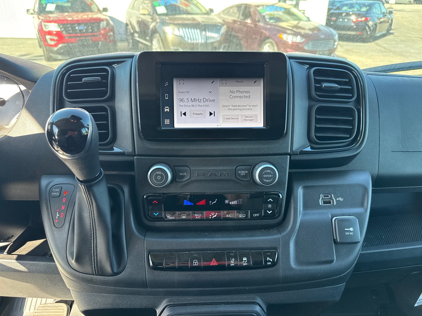 Used 2025 RAM ProMaster 2500 w/ Safety Group image 10