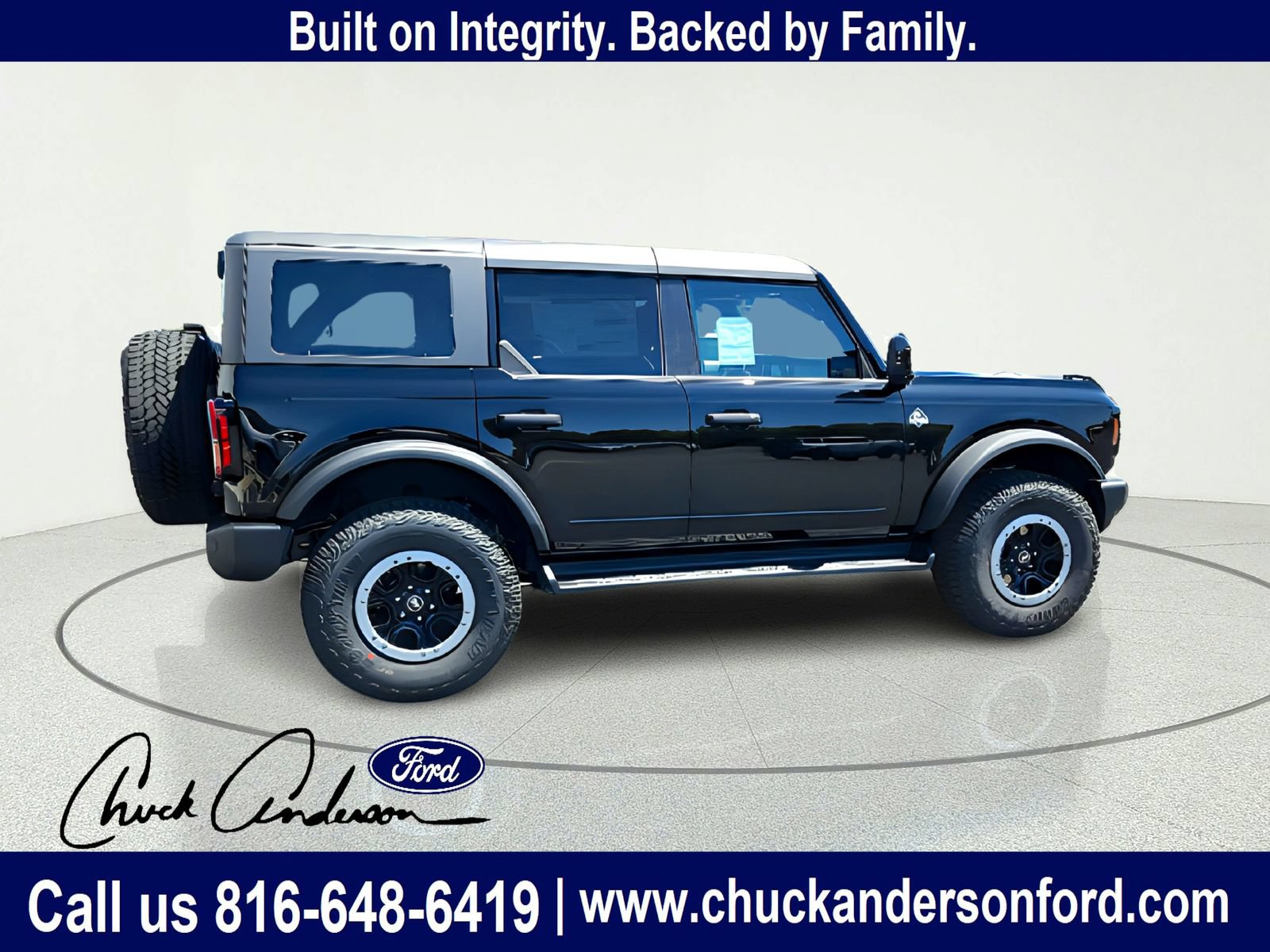 New 2026 Ford Bronco Outer Banks AWD/4WD image 9
