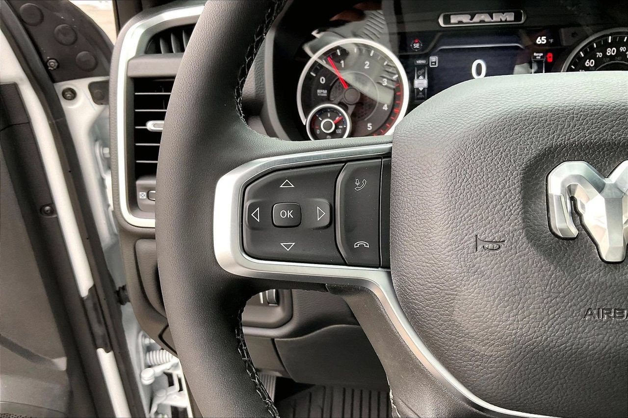 New 2026 RAM 3500 Big Horn AWD/4WD image 27