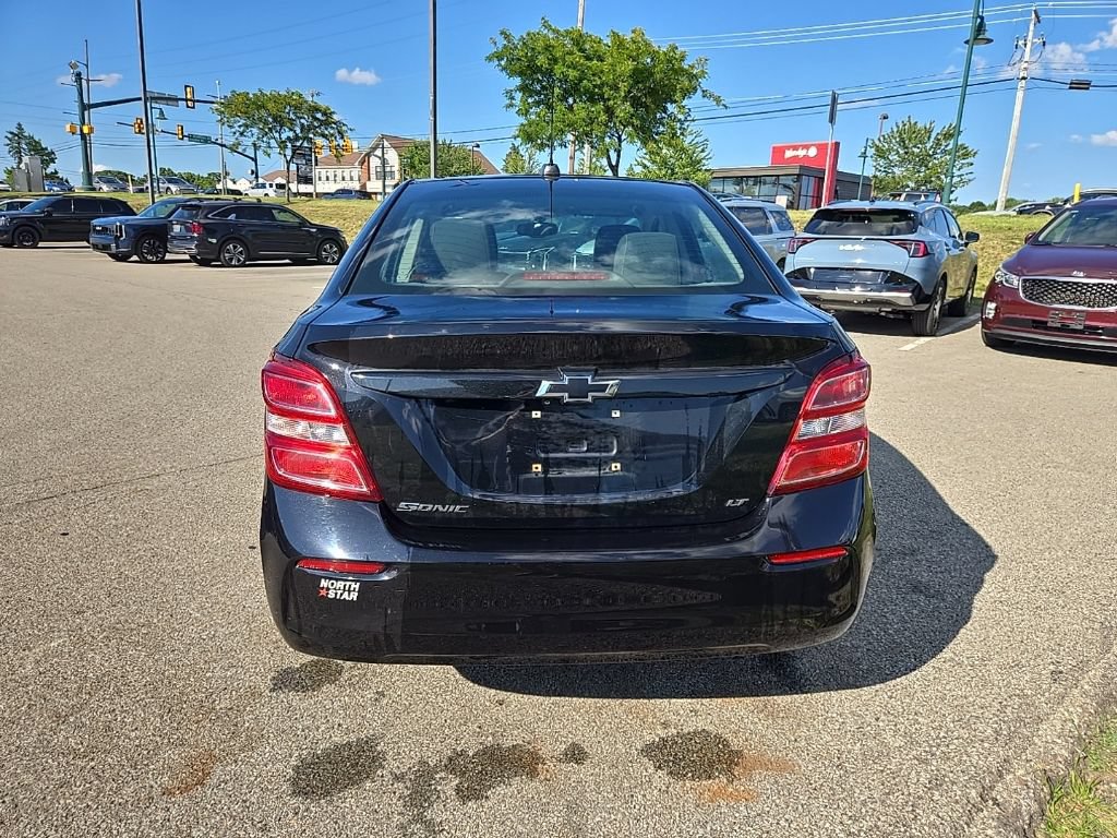 Used 2018 Chevrolet Sonic LT FWD image 6
