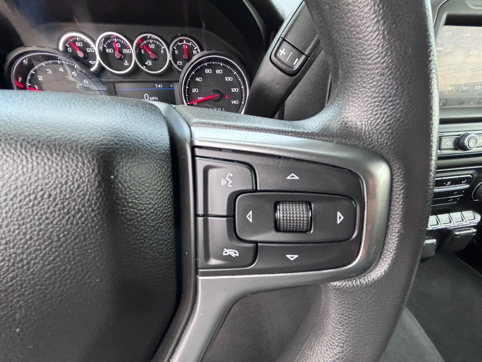 Used 2022 Chevrolet Silverado 1500 Custom w/ Safety Confidence Package RWD image 26