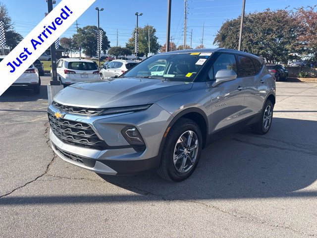 Used 2025 Chevrolet Blazer LT AWD/4WD image 8