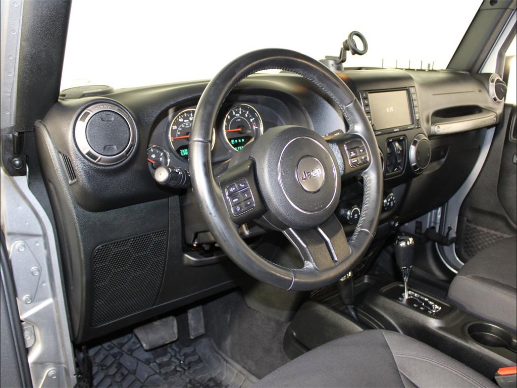 Used 2018 Jeep Wrangler Unlimited Sport S image 13