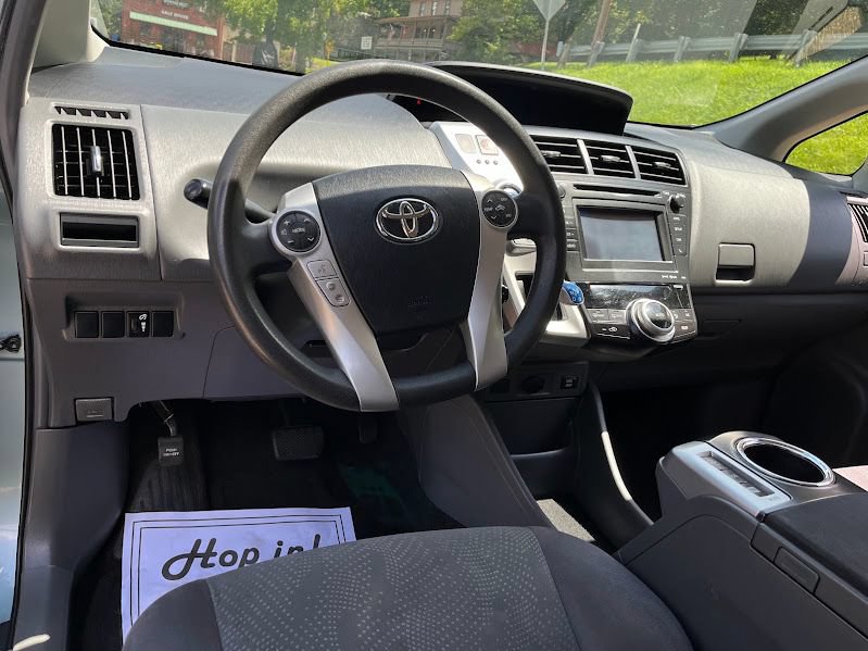Used 2013 Toyota Prius V Three FWD image 10