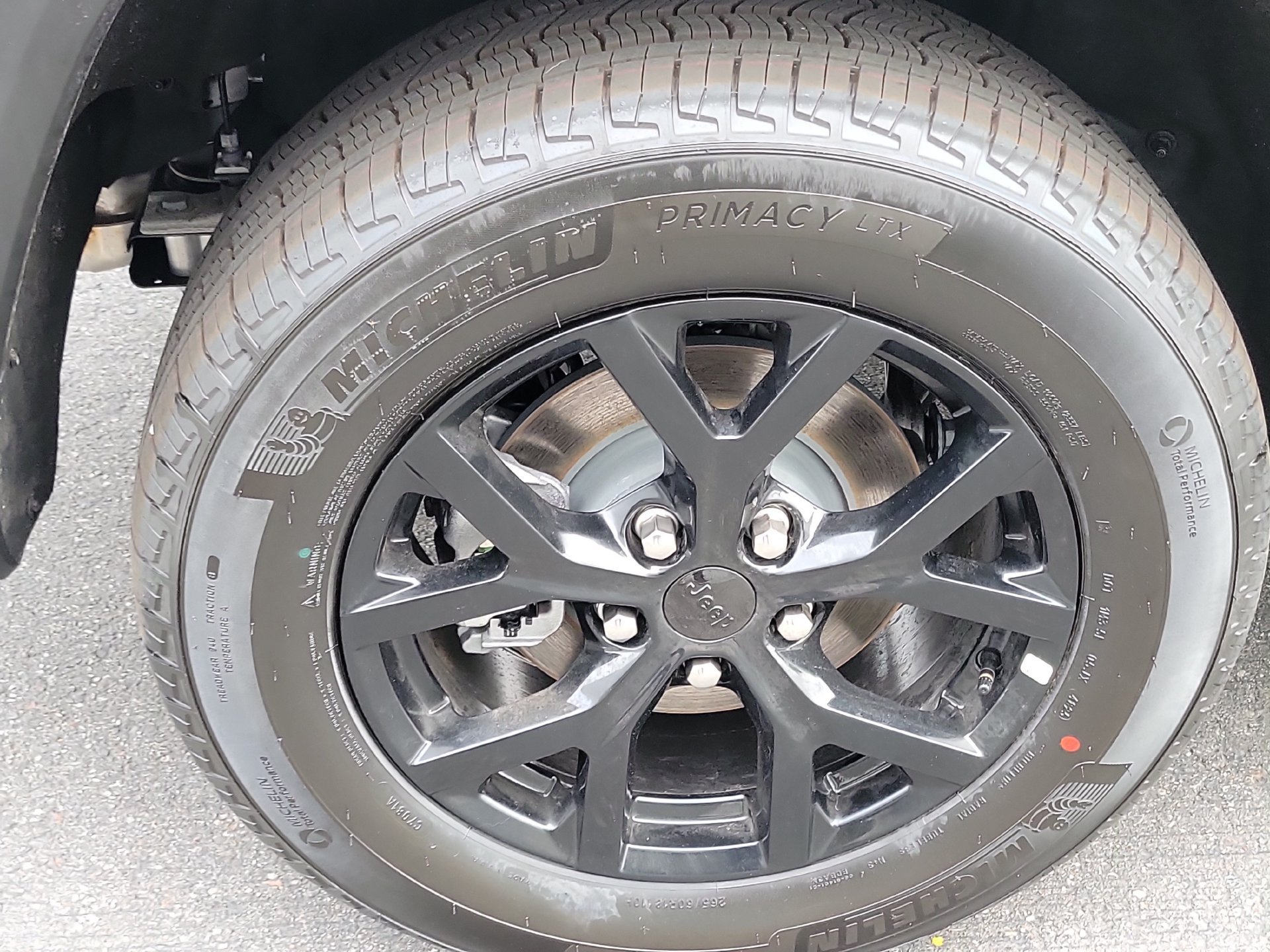 New 2026 Jeep Grand Cherokee Altitude AWD/4WD image 18