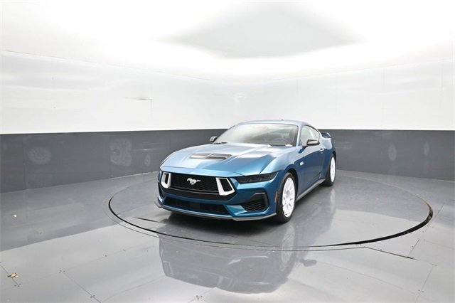 New 2026 Ford Mustang GT Premium w/ GT Performance Package image 3
