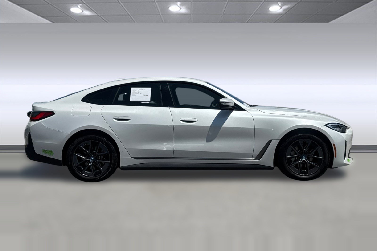 Used 2023 BMW i4 eDrive35 w/ Premium Package RWD image 7