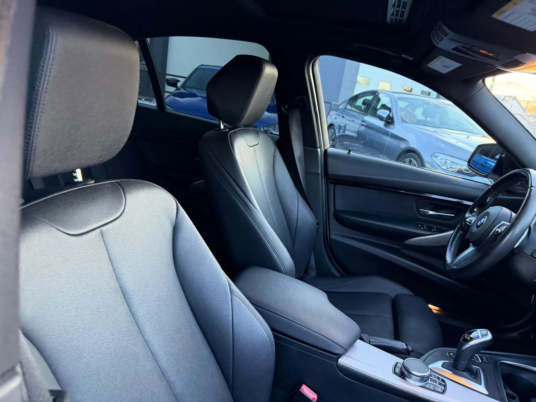 Used 2018 BMW 340i xDrive 340i xDrive Sedan 4D w/ Premium Package image 13