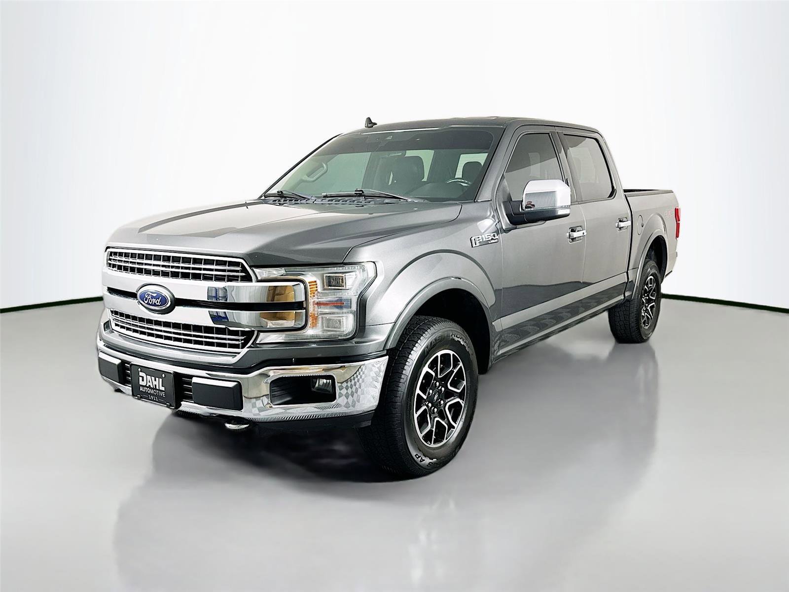 Used 2019 Ford F150 Lariat w/ Equipment Group 502A Luxury AWD/4WD image 4