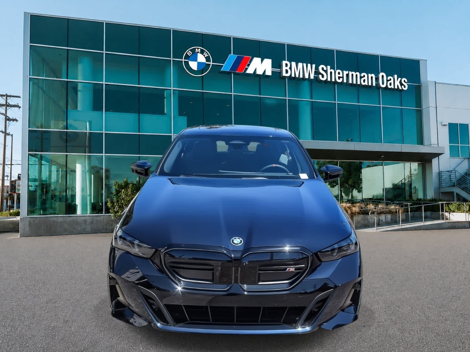 New 2026 BMW i5 M60 w/ Premium Package AWD/4WD image 2