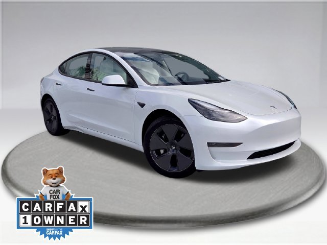 Used 2023 Tesla Model 3 Standard Range RWD image 2