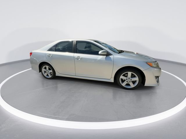 Used 2012 Toyota Camry SE image 9