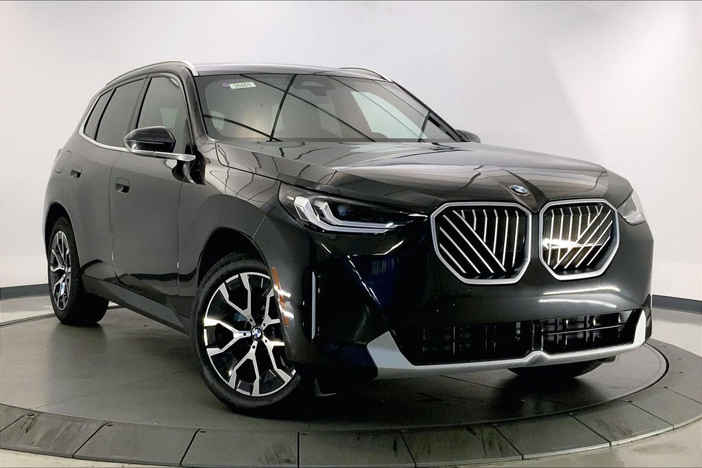 New 2025 BMW X3 xDrive30i w/ Convenience Package AWD/4WD image 1