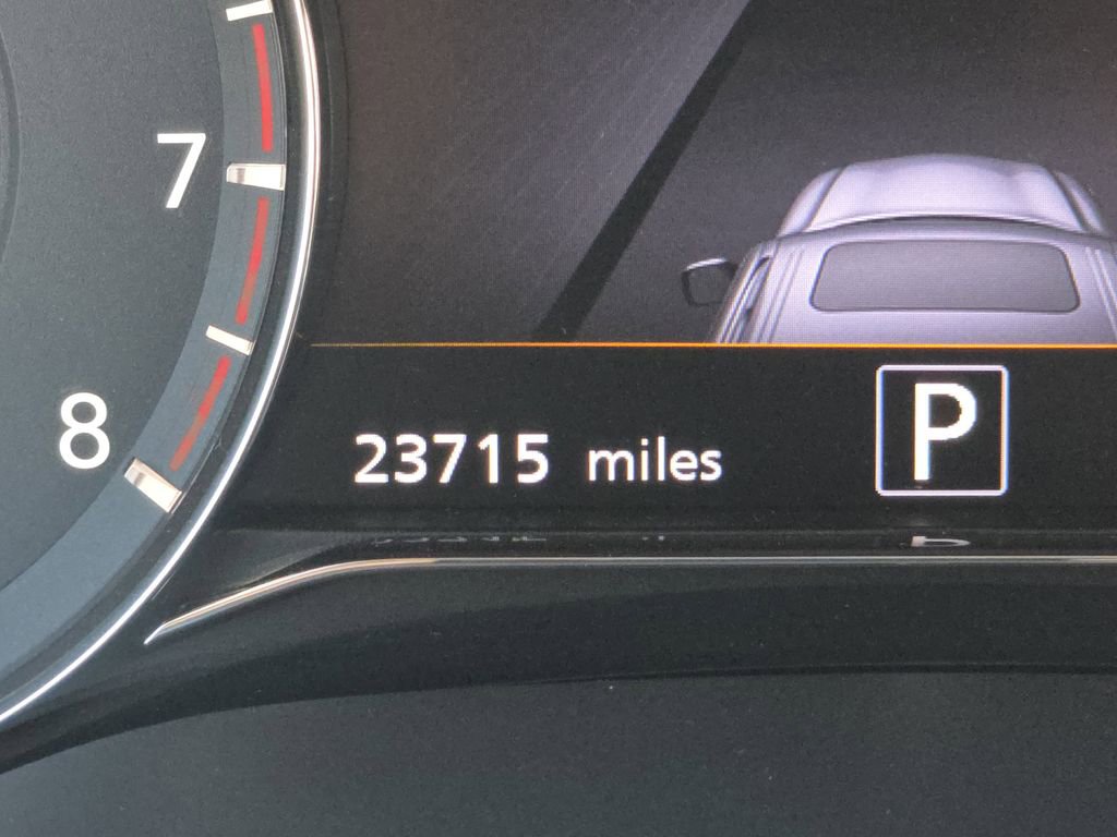 Used 2023 INFINITI QX80 Luxe w/ Cargo Package image 34