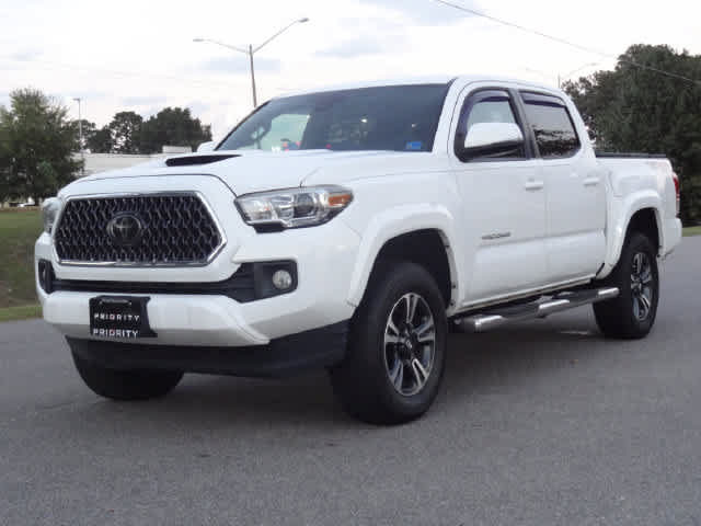 Used 2018 Toyota Tacoma TRD Sport AWD/4WD image 1