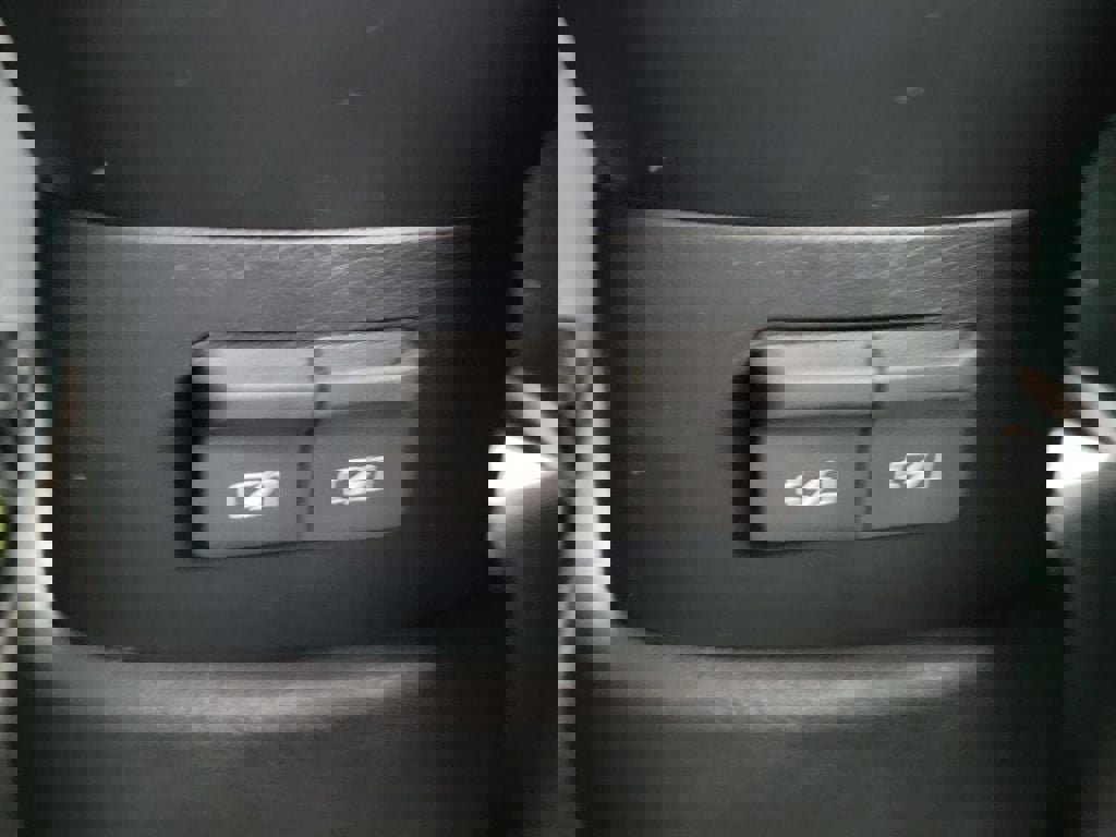 Used 2024 Nissan Kicks S FWD image 23