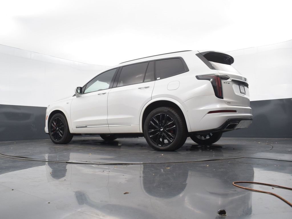 Used 2022 Cadillac XT6 Sport w/ Platinum Package image 50