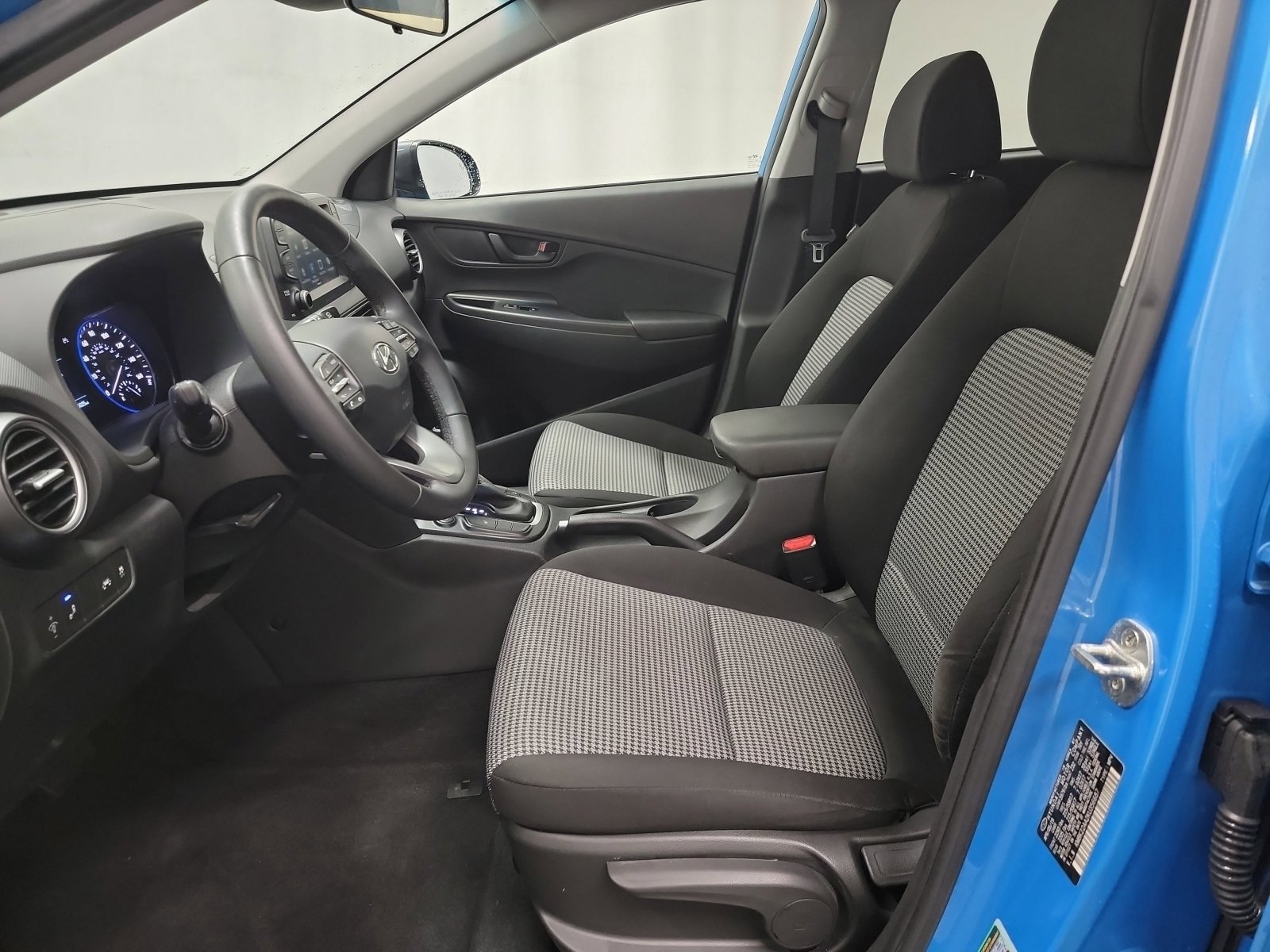 Used 2019 Hyundai Kona SEL image 12