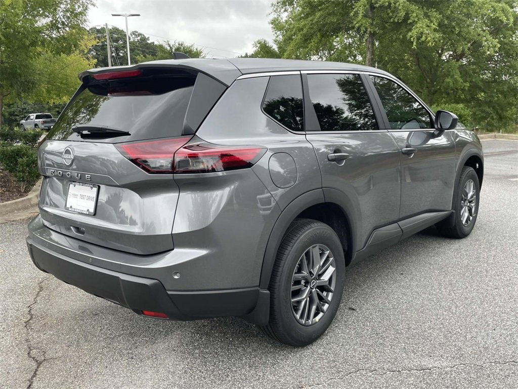 New 2026 Nissan Rogue S image 4