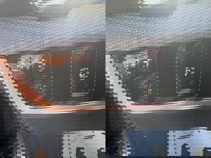 Used 2023 Kia Sportage LX image 15