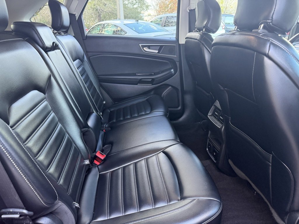 Used 2019 Ford Edge SEL w/ Equipment Group 201A image 8