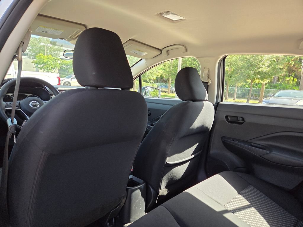 Used 2022 Nissan Versa S FWD image 22