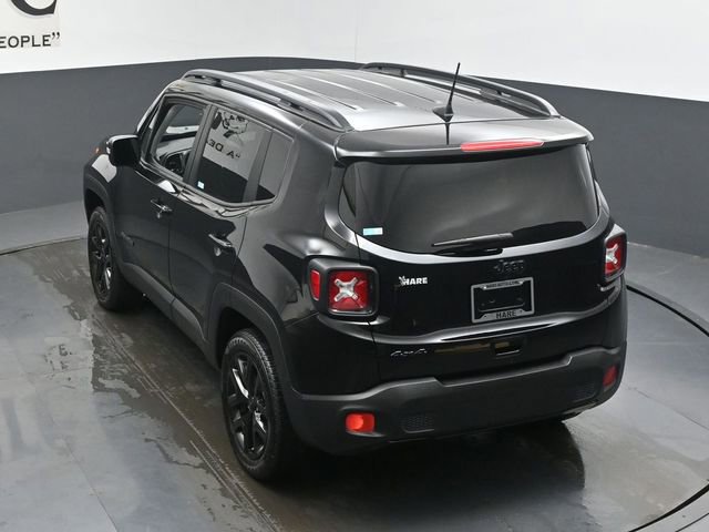 Used 2018 Jeep Renegade Altitude w/ UConnect 8.4 Nav Group AWD/4WD image 40