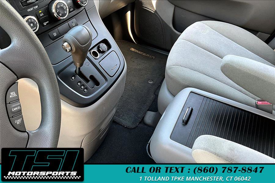 Used 2014 Kia Sedona LX image 15