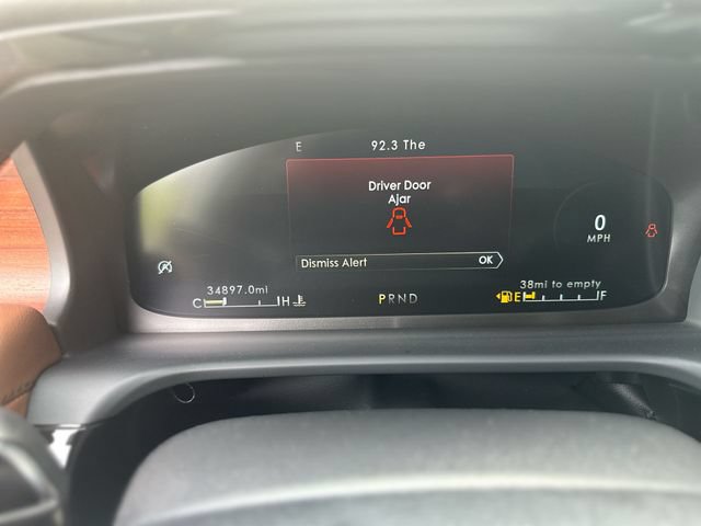 Used 2023 Lincoln Aviator Reserve w/ Equipment Group 201A RWD image 16