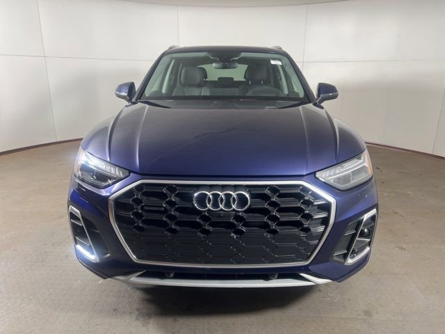 Certified 2023 Audi Q5 2.0T Prestige w/ Prestige Package AWD/4WD image 2