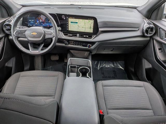Used 2025 Chevrolet Equinox LT image 18