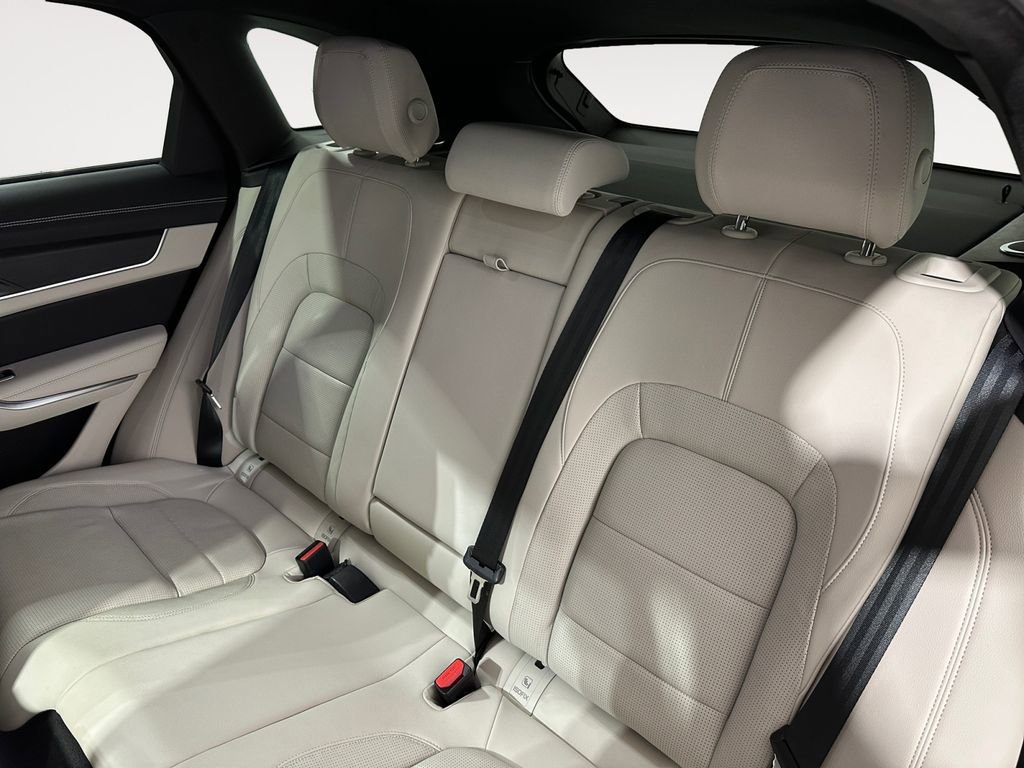 Used 2025 Jaguar F-PACE R-Dynamic S image 13